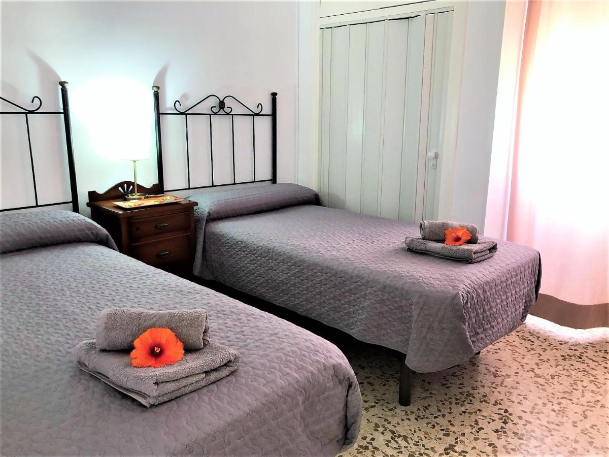 Salute To The Sea Apartment Nerja Ngoại thất bức ảnh