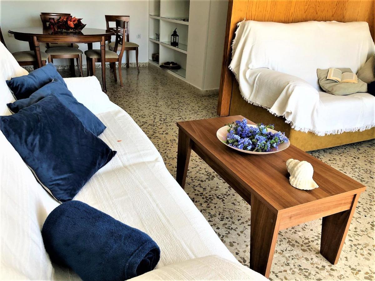Salute To The Sea Apartment Nerja Ngoại thất bức ảnh