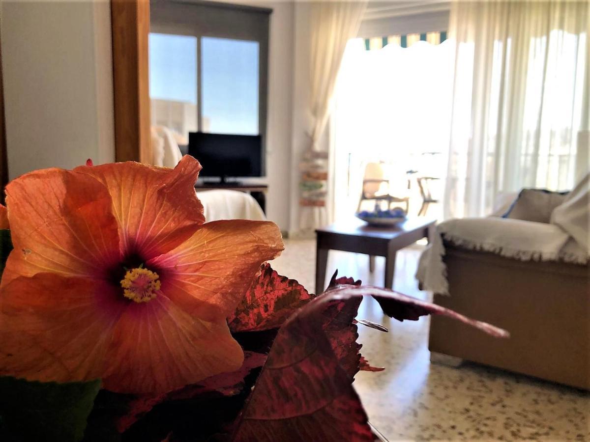 Salute To The Sea Apartment Nerja Ngoại thất bức ảnh